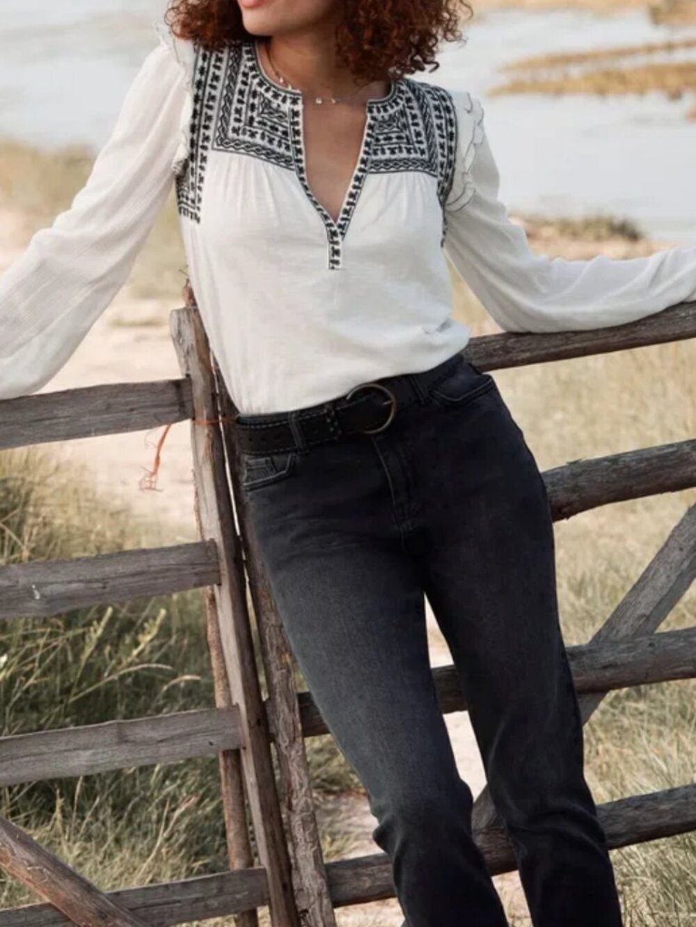 Martha Embroidered black &  ivory Women's Top size 14